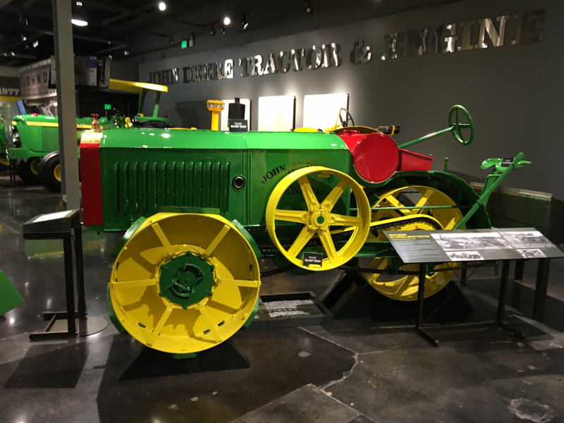 Illustration for article titled John Deere Tractor Museum Photodump